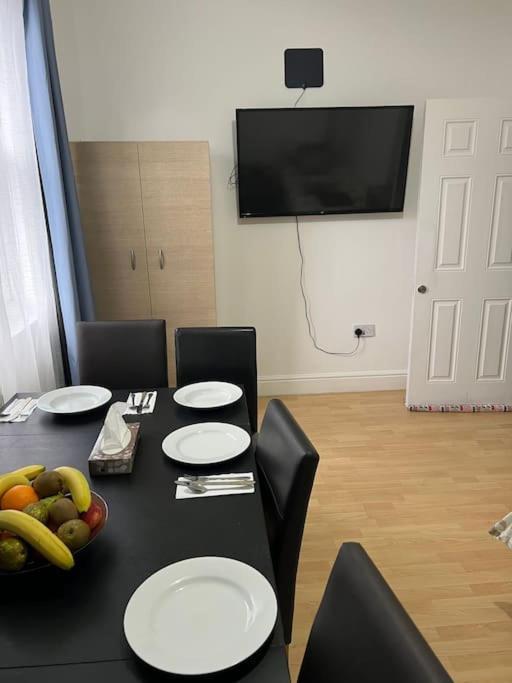001- Lovely 3-Bedroom Very Close To Oxford Street London Exterior foto