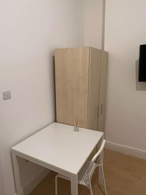 001- Lovely 3-Bedroom Very Close To Oxford Street London Exterior foto