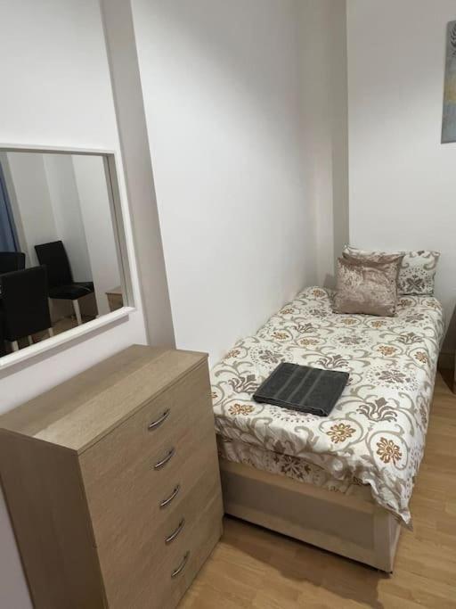 001- Lovely 3-Bedroom Very Close To Oxford Street London Exterior foto