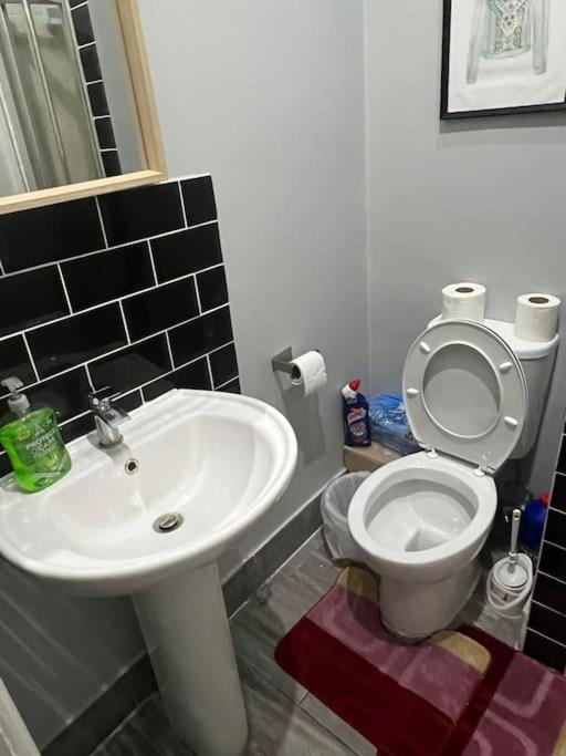 001- Lovely 3-Bedroom Very Close To Oxford Street London Exterior foto